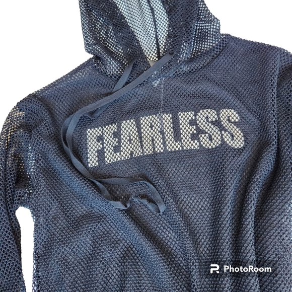 Codigo Black Mesh PullOver Crop Graphic Hoodie  Style# T-4584  Size L - Picture 4 of 11